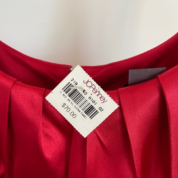 Bisou Bisou Formal Satin Red Dress - Picture 5 of 5